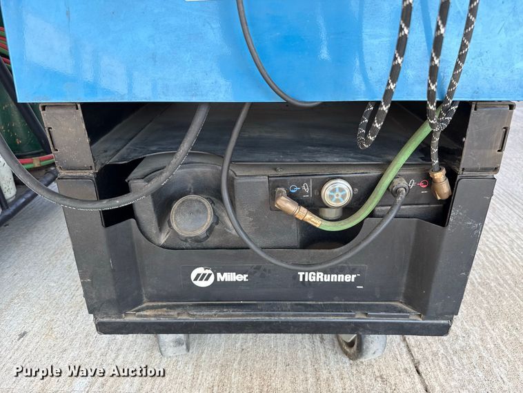 image for item FC4367 Miller Syncrowave 250 DX welder
