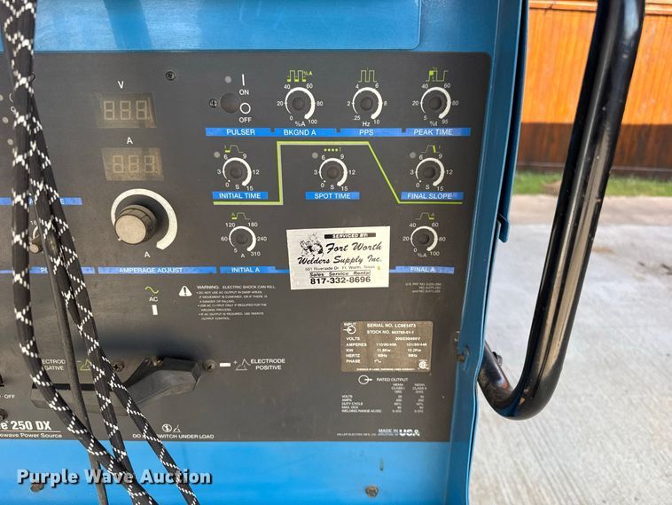 image for item FC4367 Miller Syncrowave 250 DX welder