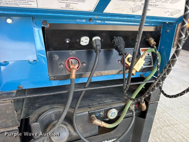 image for item FC4367 Miller Syncrowave 250 DX welder