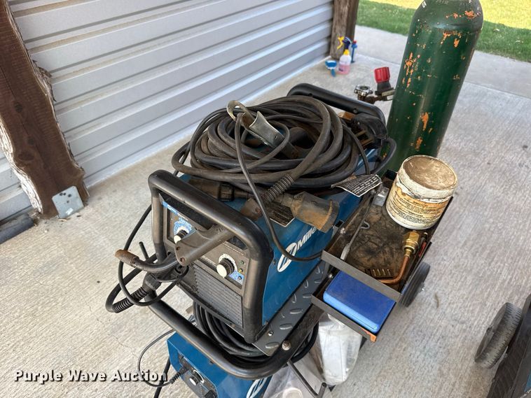 image for item FC4367 Miller Syncrowave 250 DX welder