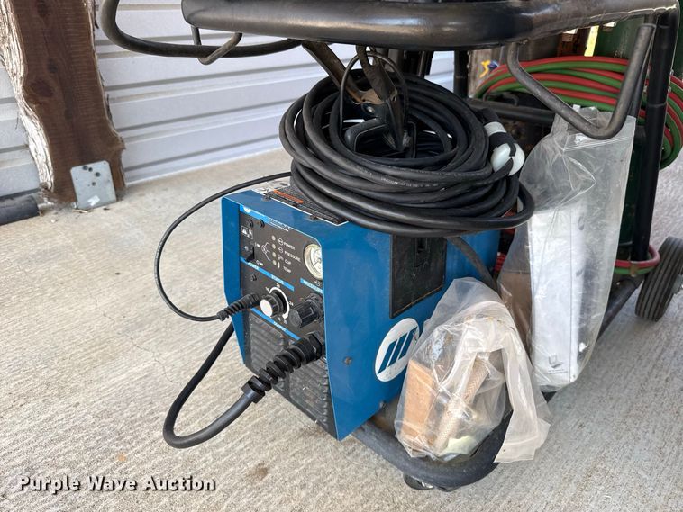 image for item FC4367 Miller Syncrowave 250 DX welder