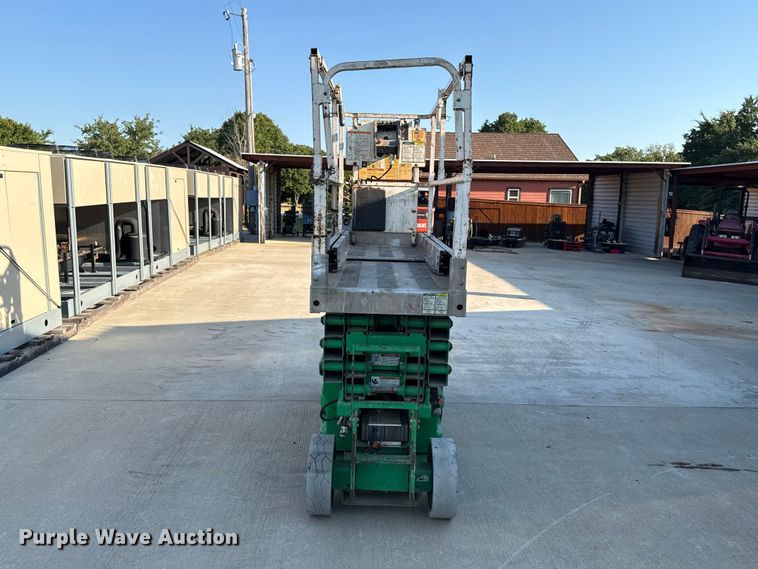 image for item FC4369 2011 JLG 2630ES scissor lift