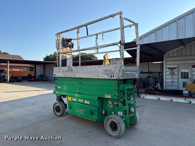 image for item FC4369 2011 JLG 2630ES scissor lift
