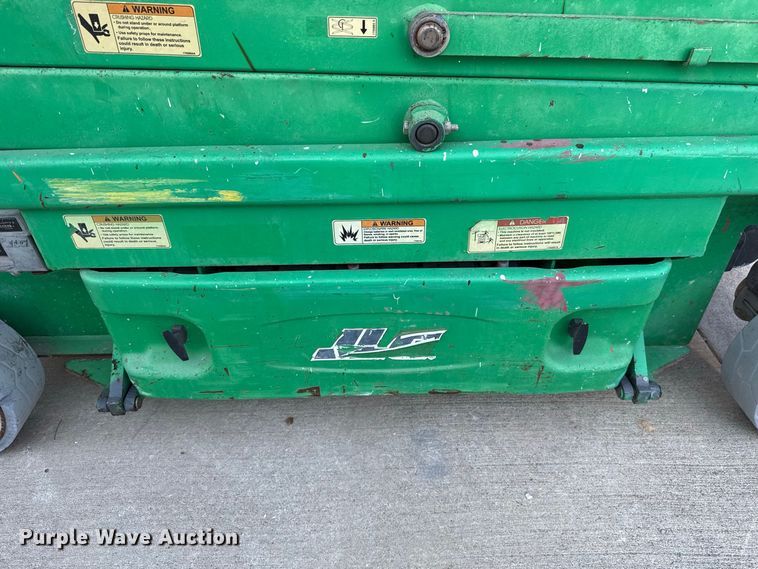 image for item FC4369 2011 JLG 2630ES scissor lift