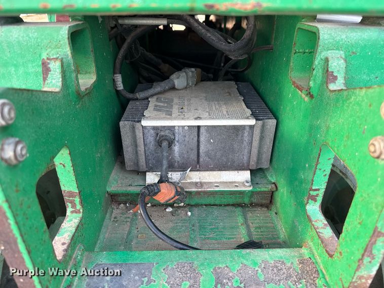 image for item FC4369 2011 JLG 2630ES scissor lift
