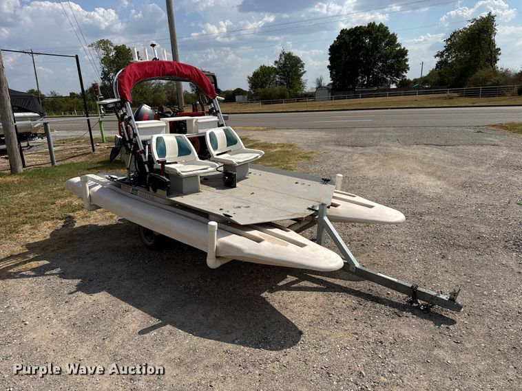 image for item FC4372 2002 Craig Catamaran Corporation boat
