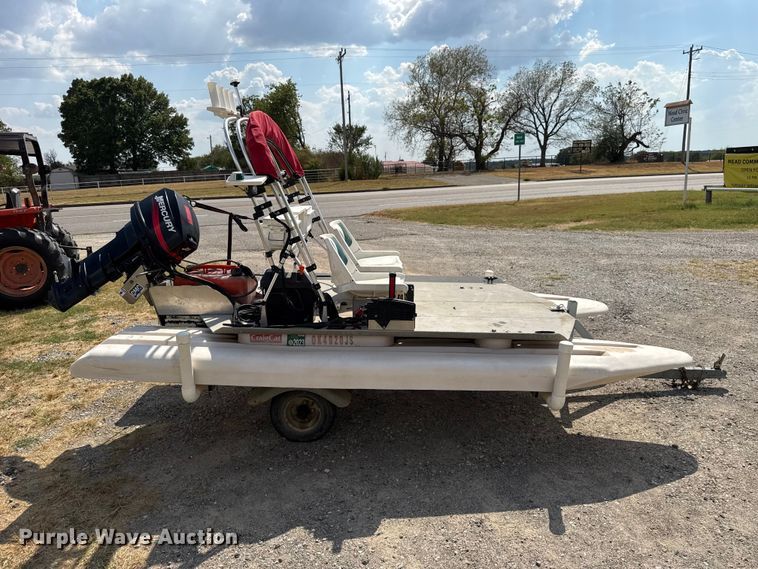 image for item FC4372 2002 Craig Catamaran Corporation boat