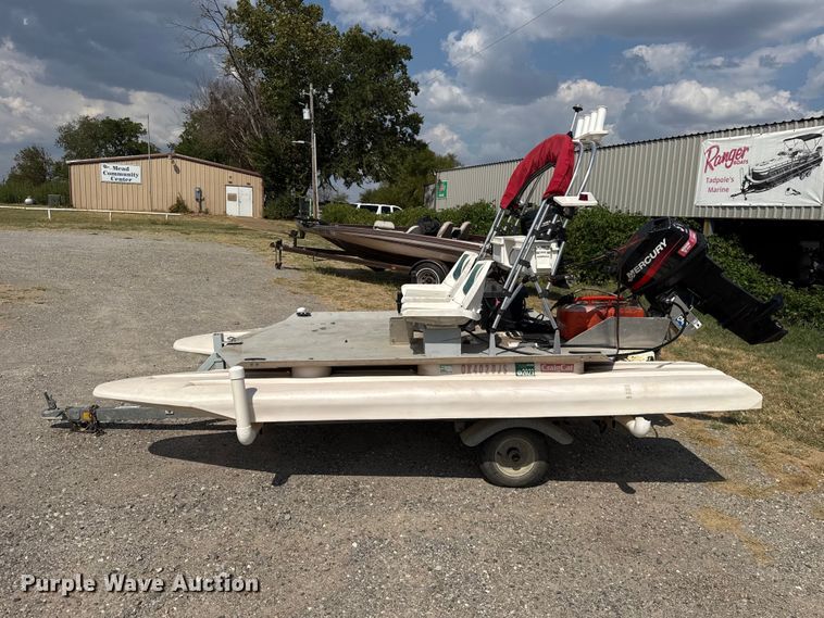 image for item FC4372 2002 Craig Catamaran Corporation boat