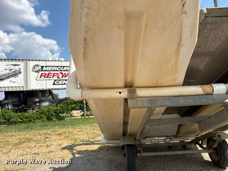 image for item FC4372 2002 Craig Catamaran Corporation boat