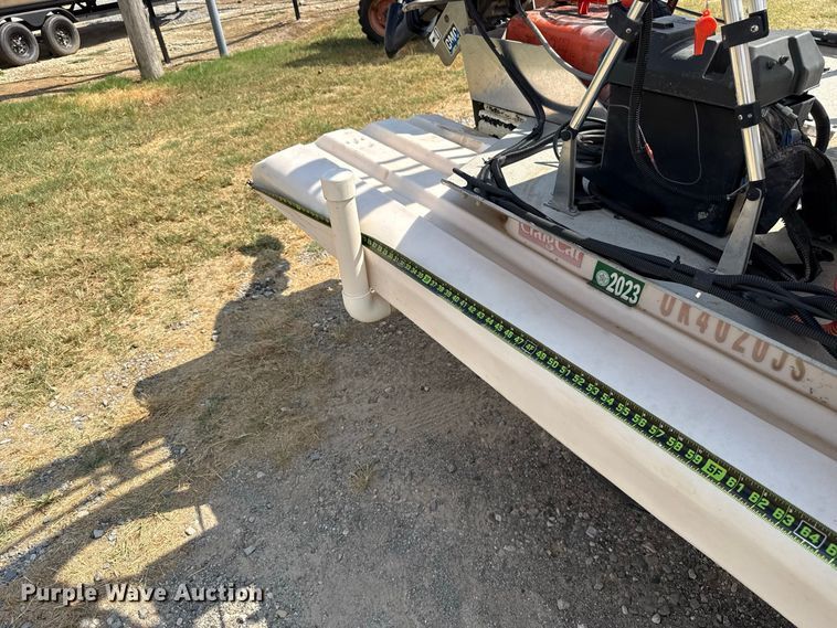 image for item FC4372 2002 Craig Catamaran Corporation boat