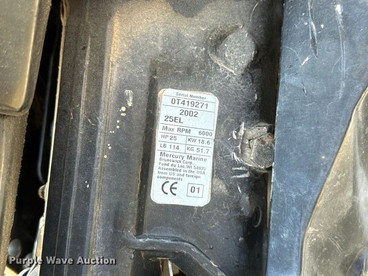 image for item FC4372 2002 Craig Catamaran Corporation boat