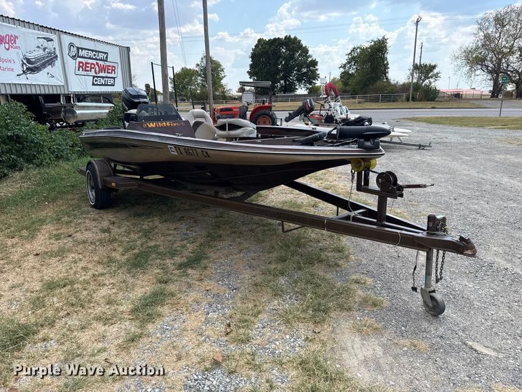 image for item FC4373 1985 Tide Craft Wildfire boat