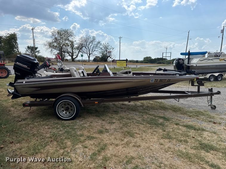 image for item FC4373 1985 Tide Craft Wildfire boat
