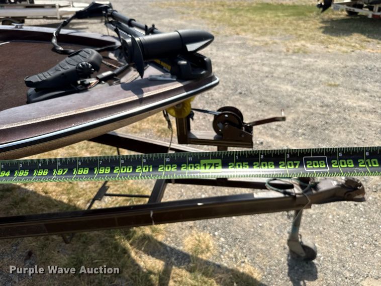 image for item FC4373 1985 Tide Craft Wildfire boat
