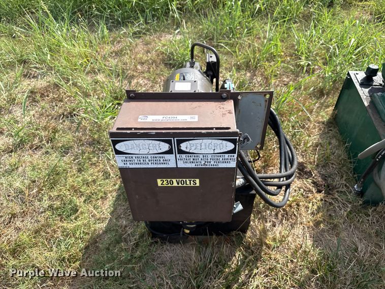 image for item FC4394 Compactor power unit