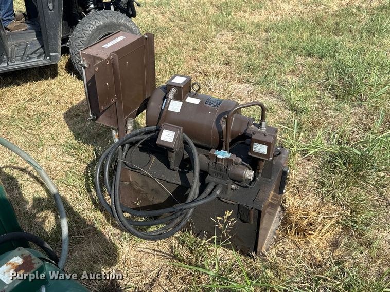 image for item FC4394 Compactor power unit