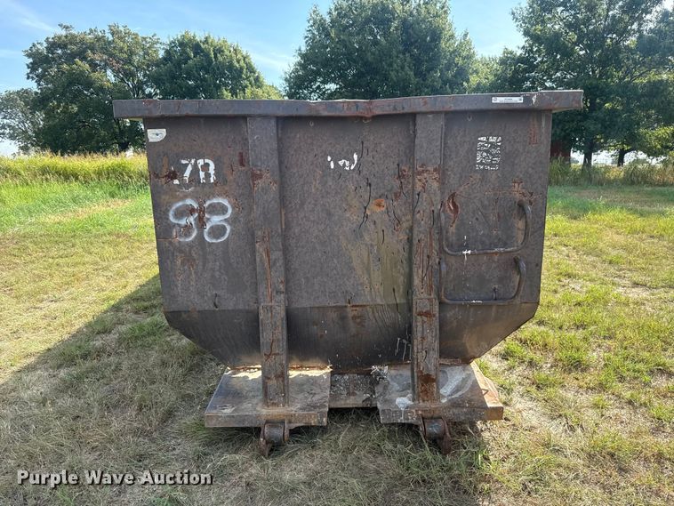 image for item FC4404 Roll Offs roll-off dumpster