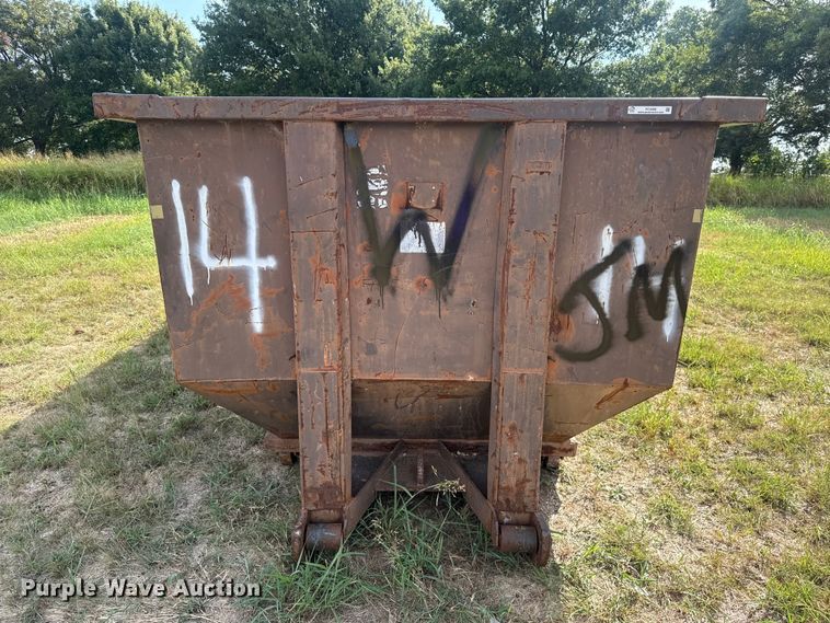 image for item FC4406 Wastequip roll-off dumpster