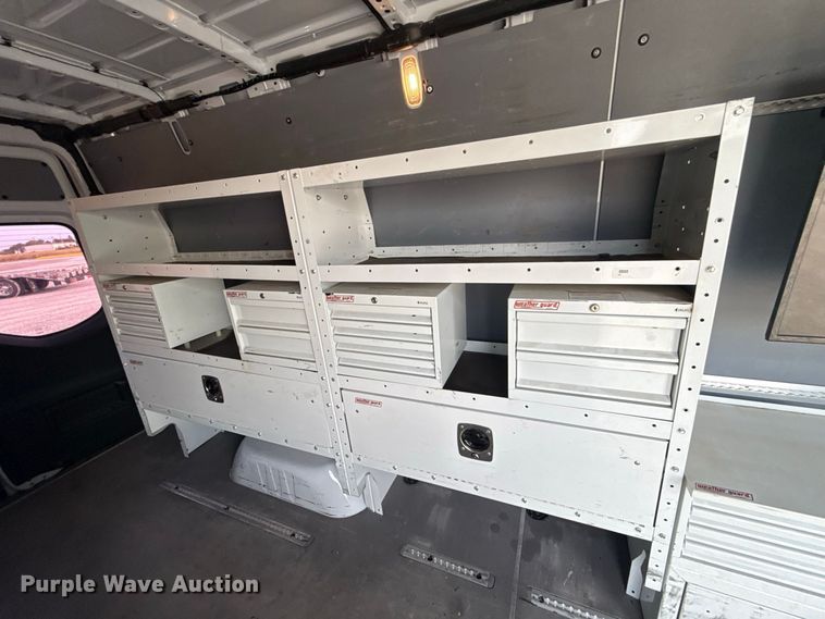 image for item FC4418 2019 Mercedes-benz Sprinter 3500 van