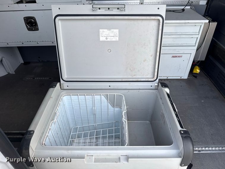 image for item FC4418 2019 Mercedes-benz Sprinter 3500 van