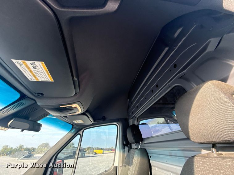 image for item FC4418 2019 Mercedes-benz Sprinter 3500 van