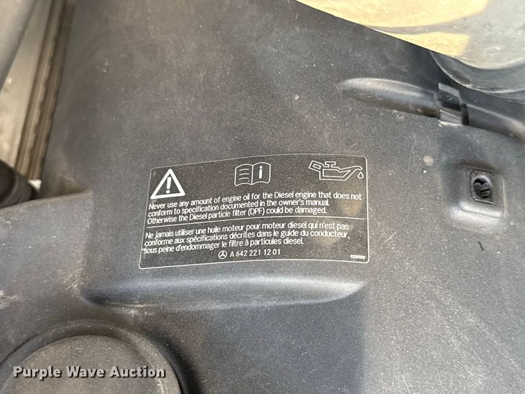 image for item FC4418 2019 Mercedes-benz Sprinter 3500 van