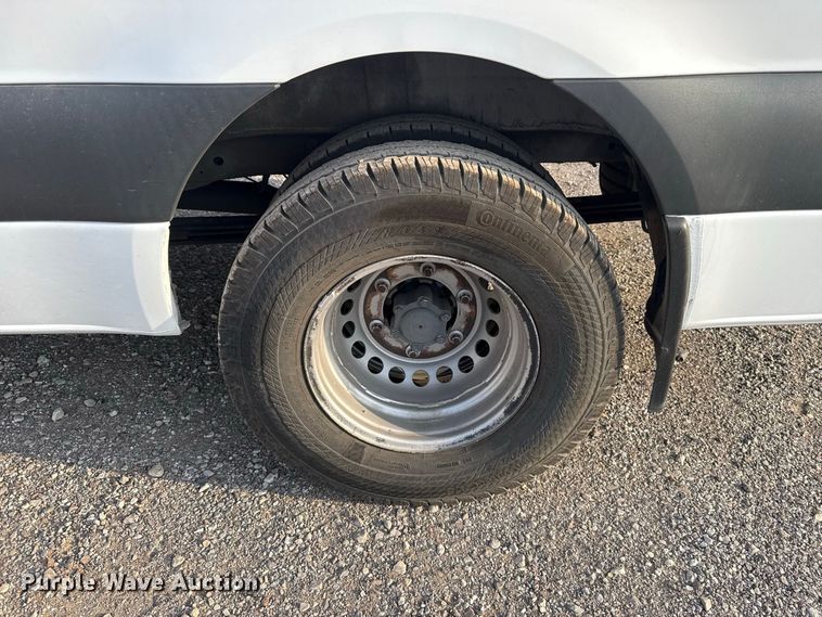 image for item FC4418 2019 Mercedes-benz Sprinter 3500 van