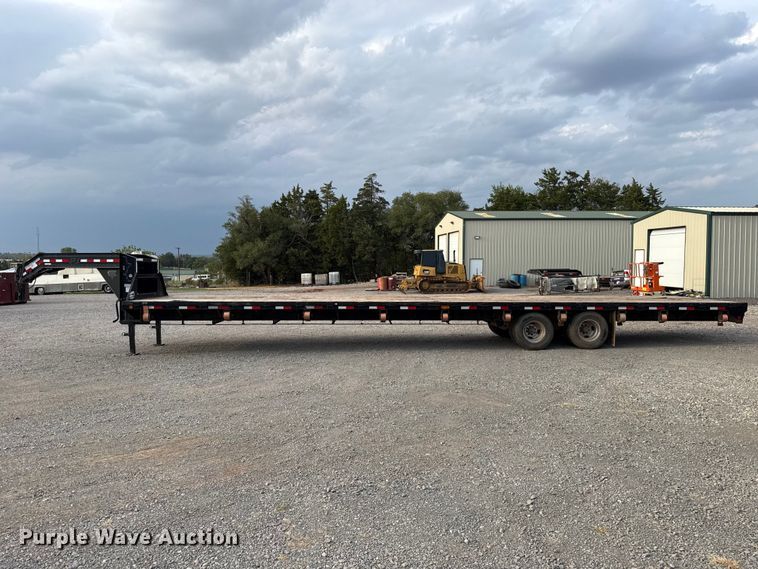 image for item FC4441 2015 PJ FD402 equipment trailer