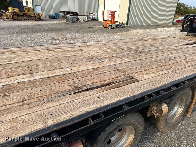 image for item FC4441 2015 PJ FD402 equipment trailer