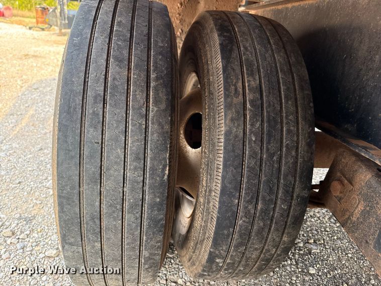 image for item FC4441 2015 PJ FD402 equipment trailer