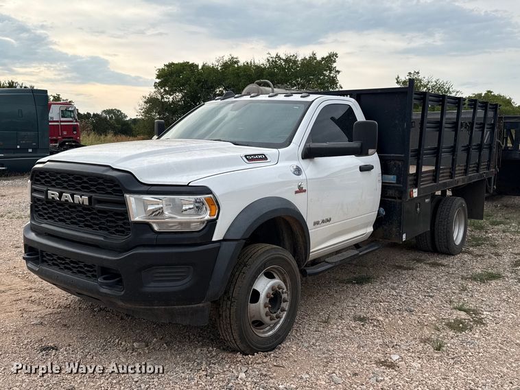 image for item FC4463 2022 RAM 5500 flatbed truck