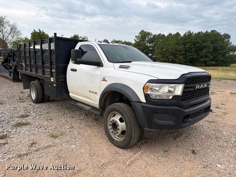 image for item FC4463 2022 RAM 5500 flatbed truck