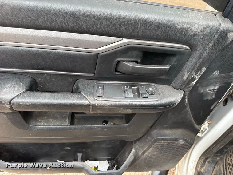 image for item FC4463 2022 RAM 5500 flatbed truck