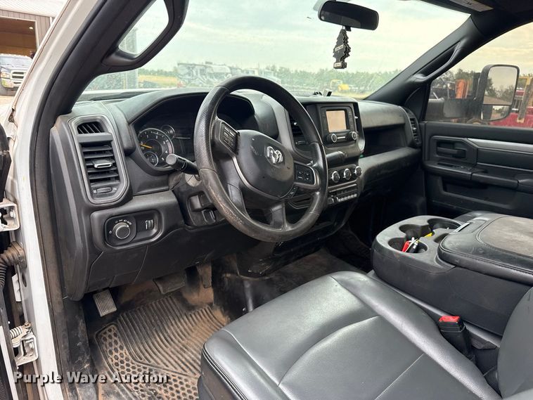 image for item FC4463 2022 RAM 5500 flatbed truck