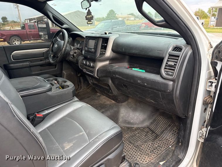 image for item FC4463 2022 RAM 5500 flatbed truck