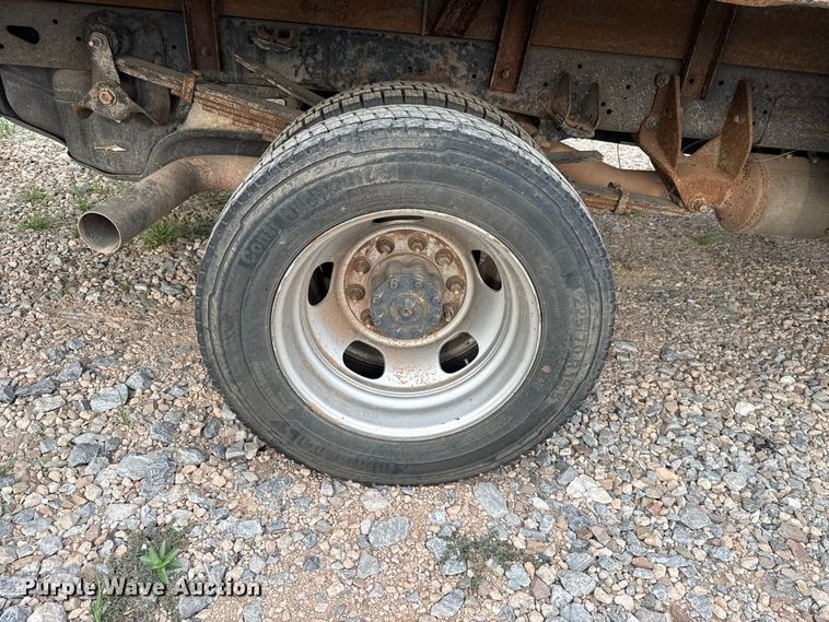 image for item FC4463 2022 RAM 5500 flatbed truck