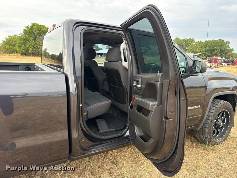 image for item FC4464 2015 GMC Sierra 1500 Crew Cab pickup truck