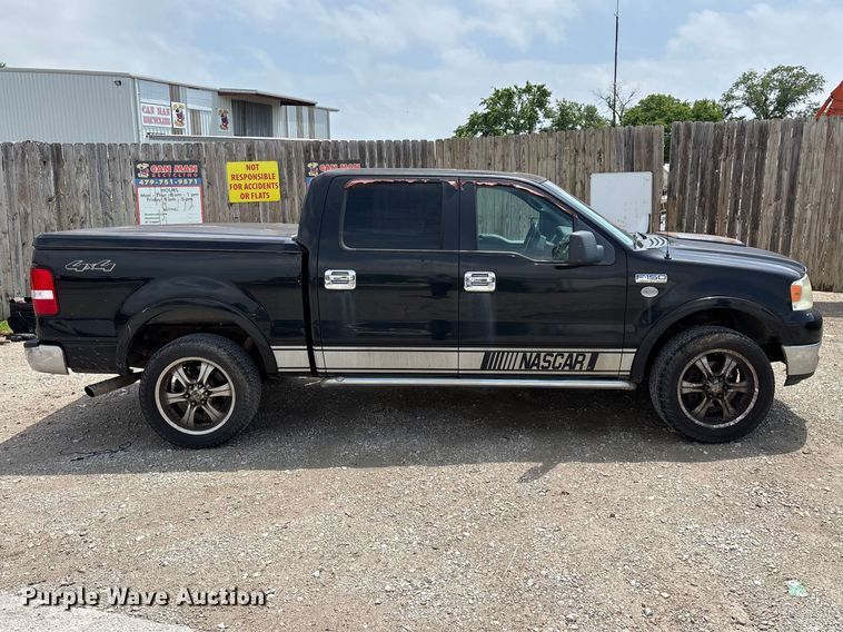 image for item FG0335 2005 Ford F150 Crew Cab pickup truck