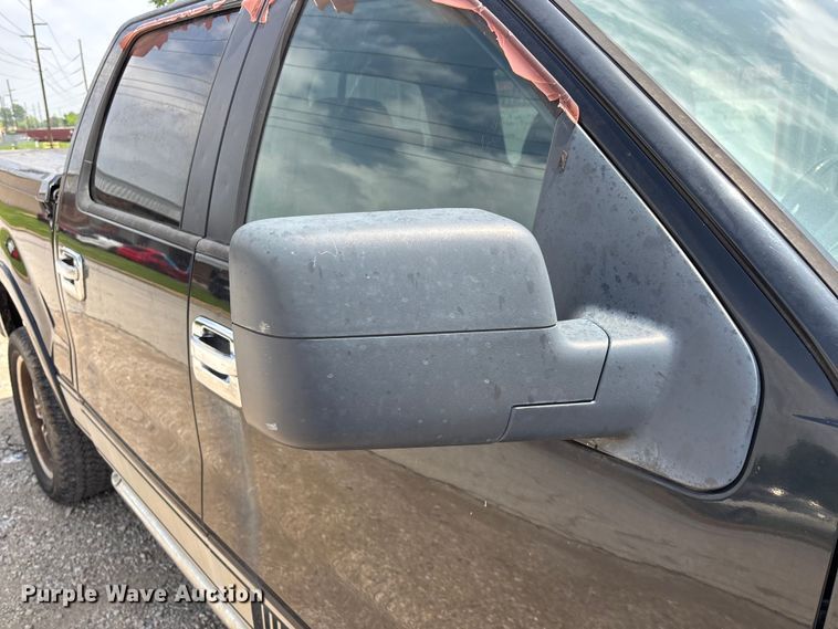 image for item FG0335 2005 Ford F150 Crew Cab pickup truck