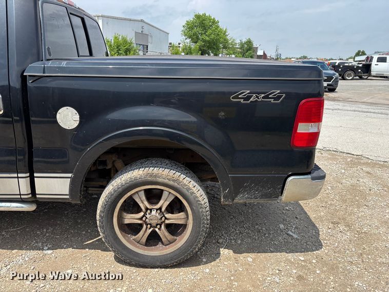 image for item FG0335 2005 Ford F150 Crew Cab pickup truck
