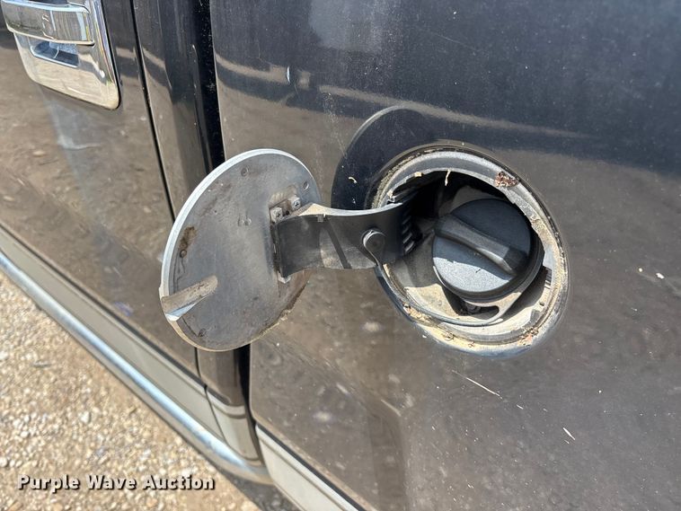 image for item FG0335 2005 Ford F150 Crew Cab pickup truck