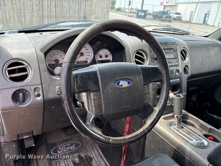image for item FG0335 2005 Ford F150 Crew Cab pickup truck