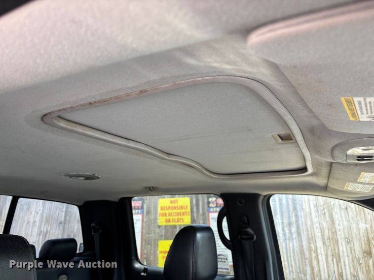 image for item FG0335 2005 Ford F150 Crew Cab pickup truck