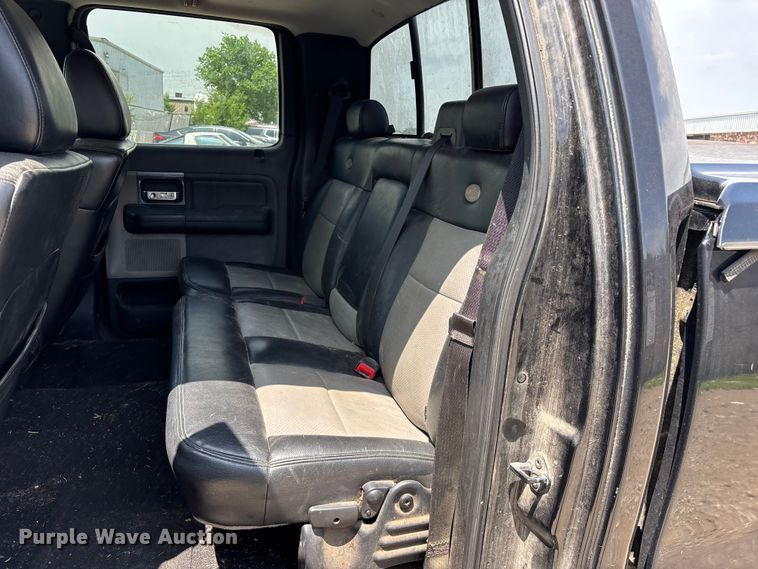 image for item FG0335 2005 Ford F150 Crew Cab pickup truck