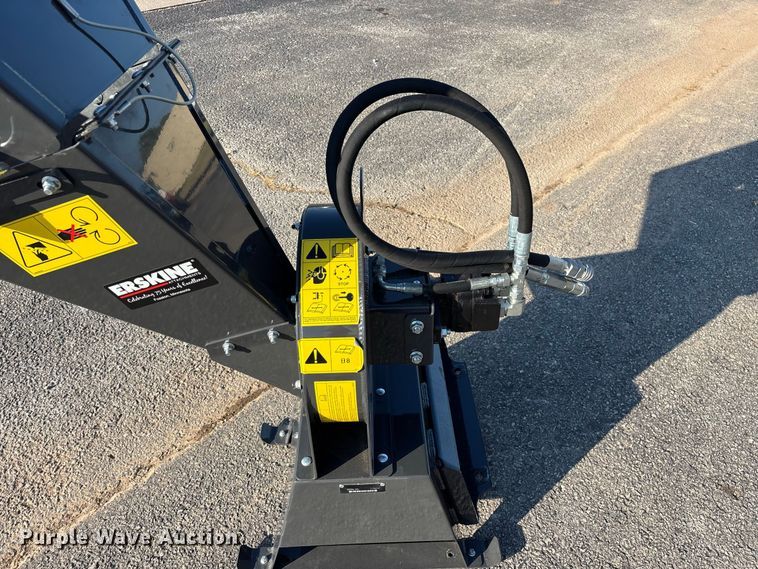 image for item FG0680 Erskine CH450H  compact utility loader wood chipper