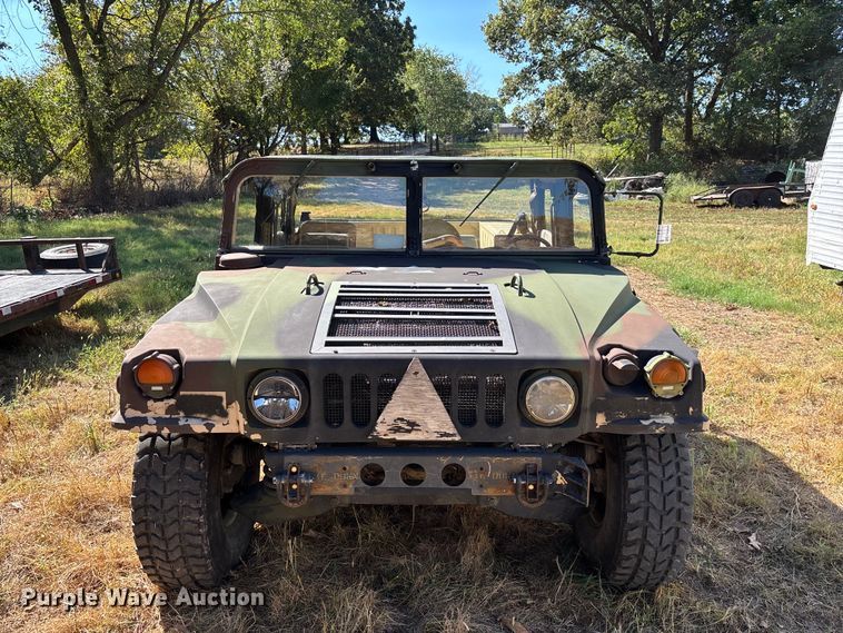 image for item FG0683 AM General HMMWV SUV