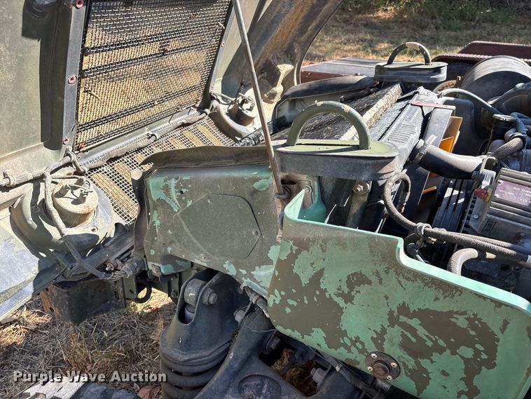 image for item FG0683 AM General HMMWV SUV