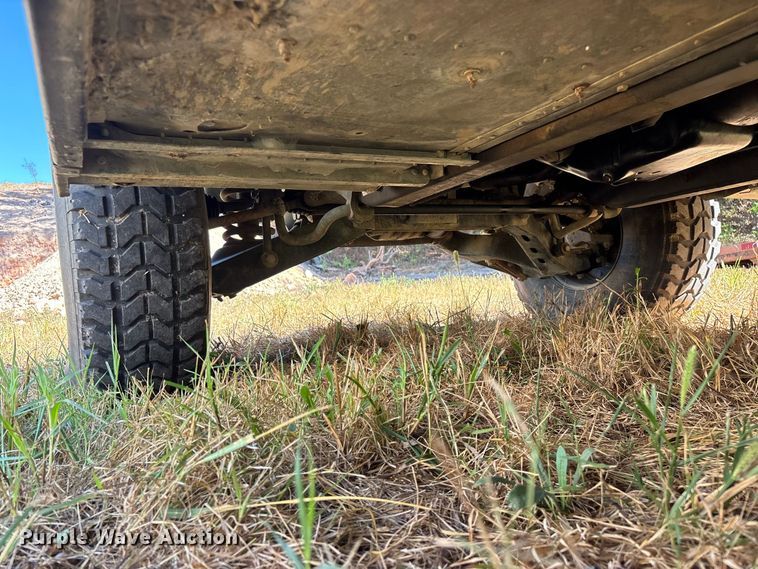 image for item FG0683 AM General HMMWV SUV