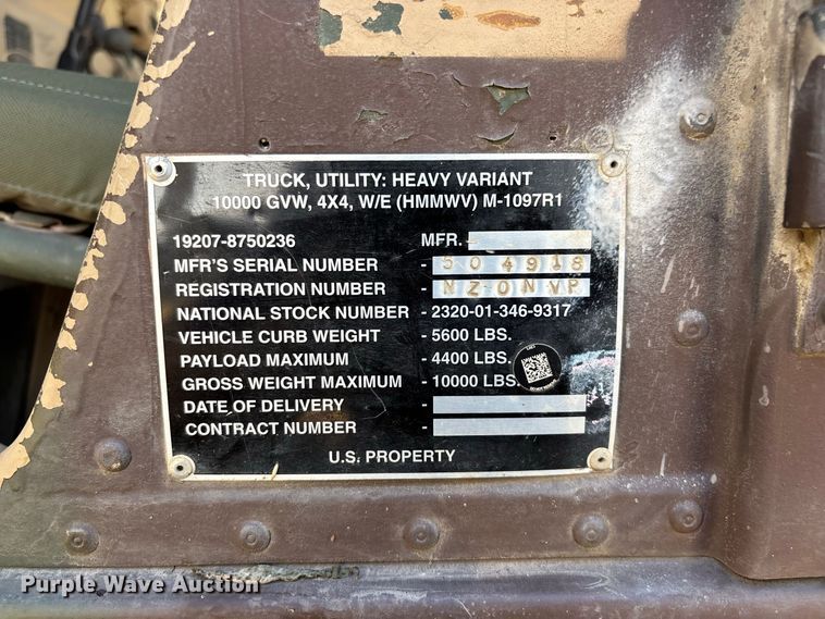 image for item FG0683 AM General HMMWV SUV