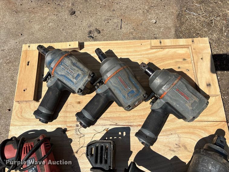 image for item FG0684 Tools